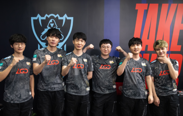 考虑到双方 考虑到双方