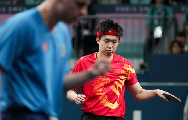 面临严峻考 面临严峻考