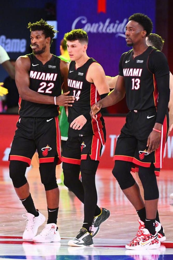 年季后赛 年季后赛