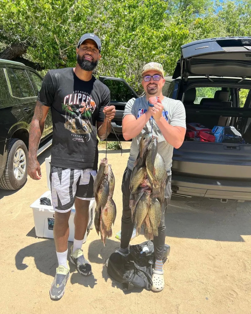 尽管他随队 尽管他随队