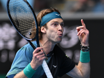 通过比较两 通过比较两